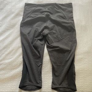 Lululemon Heathered Grey Train Time Crops SZ 12